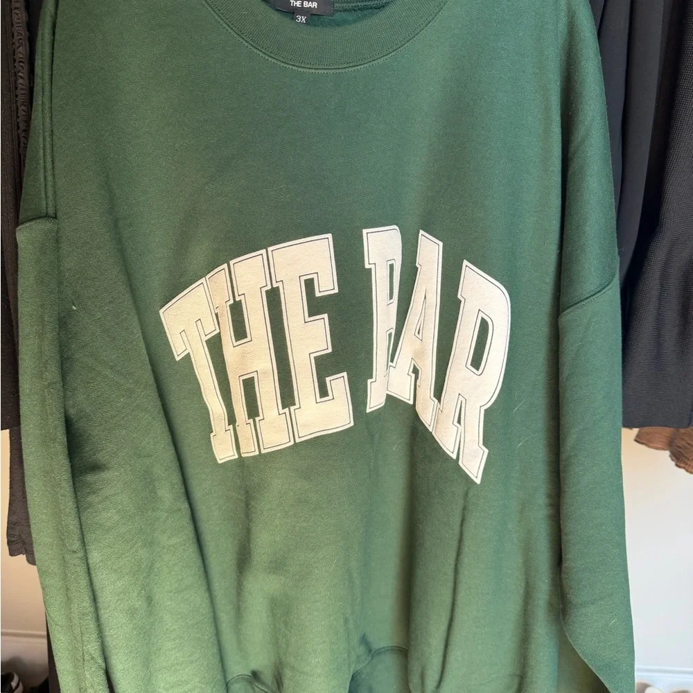 The Bar Forest Green Graphic Sweatshirt XXXL NWOT - Picture 2 of 3